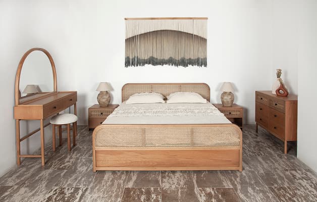 Dream in Modern Comfort